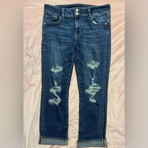American eagle size 10 distressed cropped jeans